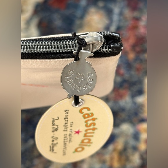 NEW Catstudio Georgia “Eat a Peach” Woven Zip Pouch 5x7 Atlanta Okefenokee - Picture 4 of 11